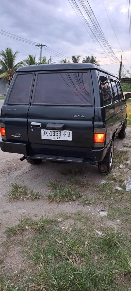 Isuzu Panther ROYAL 1998, Manual, Diesel